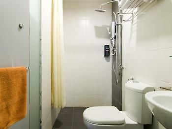 8 Days Boutique Hotel @ Mount Austin Jb Johor Bahru Exterior photo